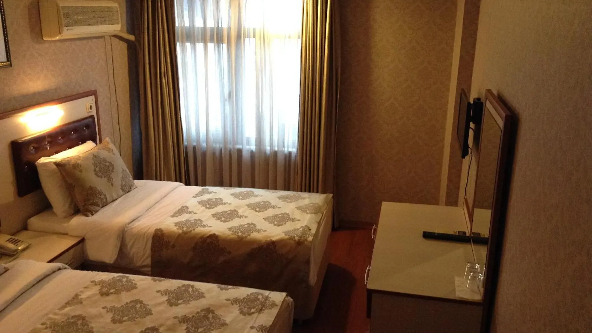 ***  Tayhan Hotel Istanbul Turkey