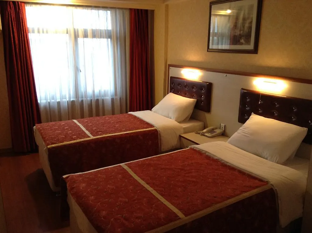 ***  Tayhan Hotel Istanbul Turkey
