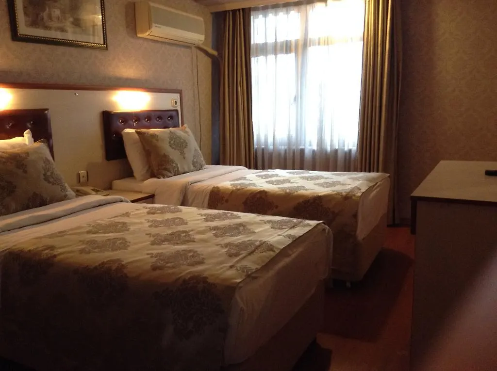 Tayhan Hotel Istanbul 3*,